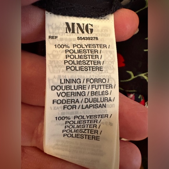 MANGO MNG Size 8 Black Long Sleeve Tulip Floral Split V Neck Button Front MAXI - Picture 5 of 13